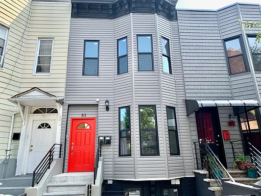 Rented by Corcoran | media 15