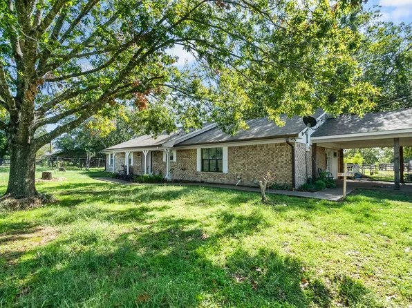 1802 Vz County Road 3414, Wills Point, TX 75169