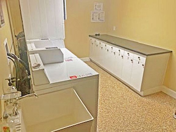 5th image of 3229 Glendora Dr APT 4