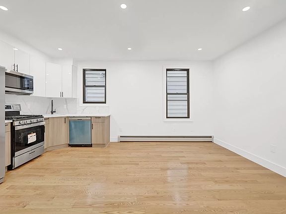 3rd image of 711 E 179th St