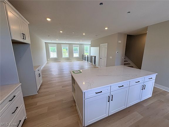 3rd image of 27385 Averi Ln