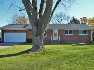 11603 3rd St, Milan, IL 61264