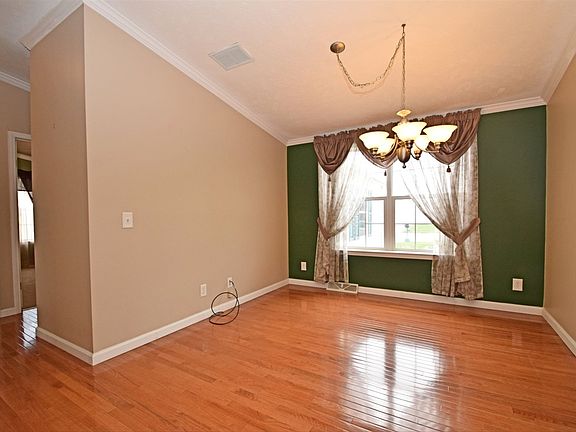 5th image of 57961 Jemian Dr