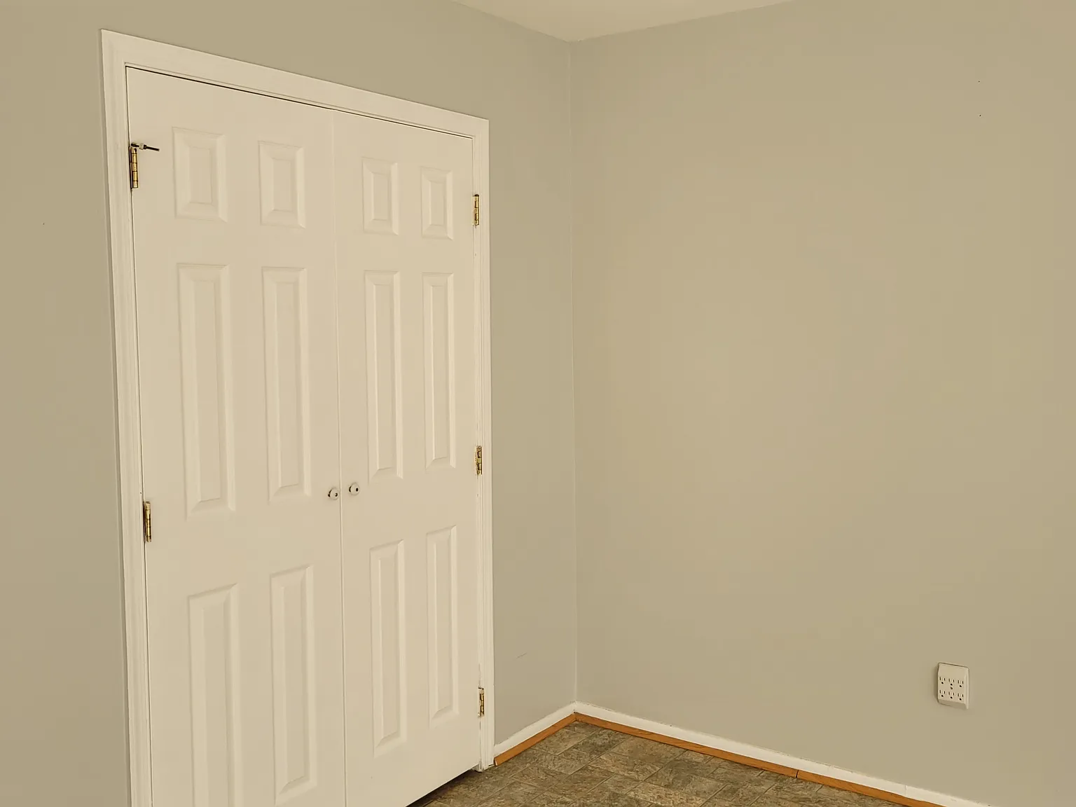 7503 Riverdale Rd — Photo 3