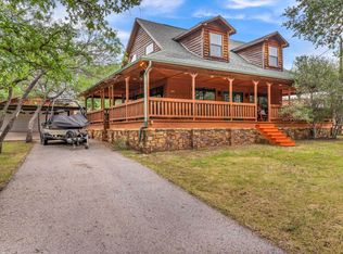 251 E Lakeshore Dr, Sunrise Beach, TX 78643