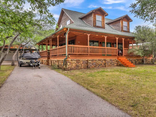 251 E Lakeshore Drive, Sunrise Beach, TX 78643