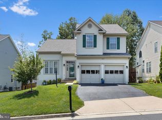 6402 Emerald Green Ct, Centreville, VA 20121