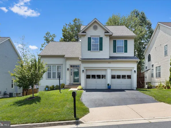 6402 Emerald Green Ct, Centreville, VA 20121