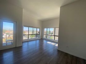 600 N Atlantic Blvd, Monterey Park, CA