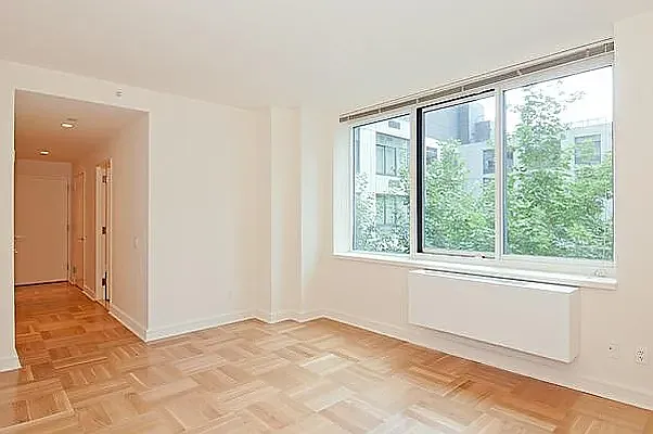 Rented by BLU Real Estate | media 4