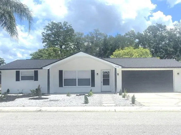 7715 Cherrytree Ln, New Port Richey, FL 34653