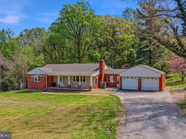 930 Chestnut Hill Rd, Harpers Ferry, WV 25425