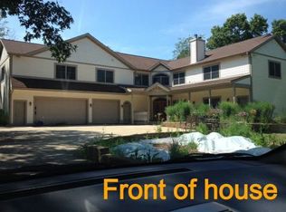 12045 W Saint Martins Rd, Franklin, WI 53132