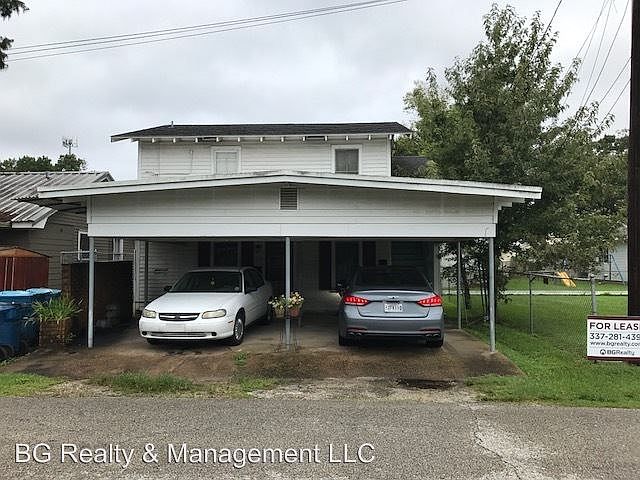 1st image of 207 Saint Vincent St