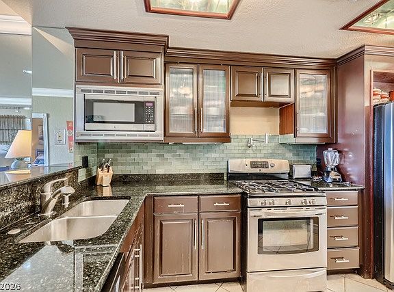 5th image of 270 E Flamingo Rd Unit 315