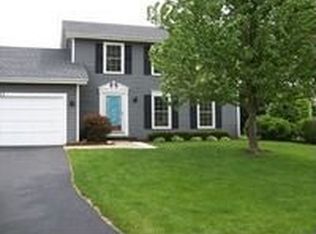 1323 Hall Ct, Batavia, IL 60510
