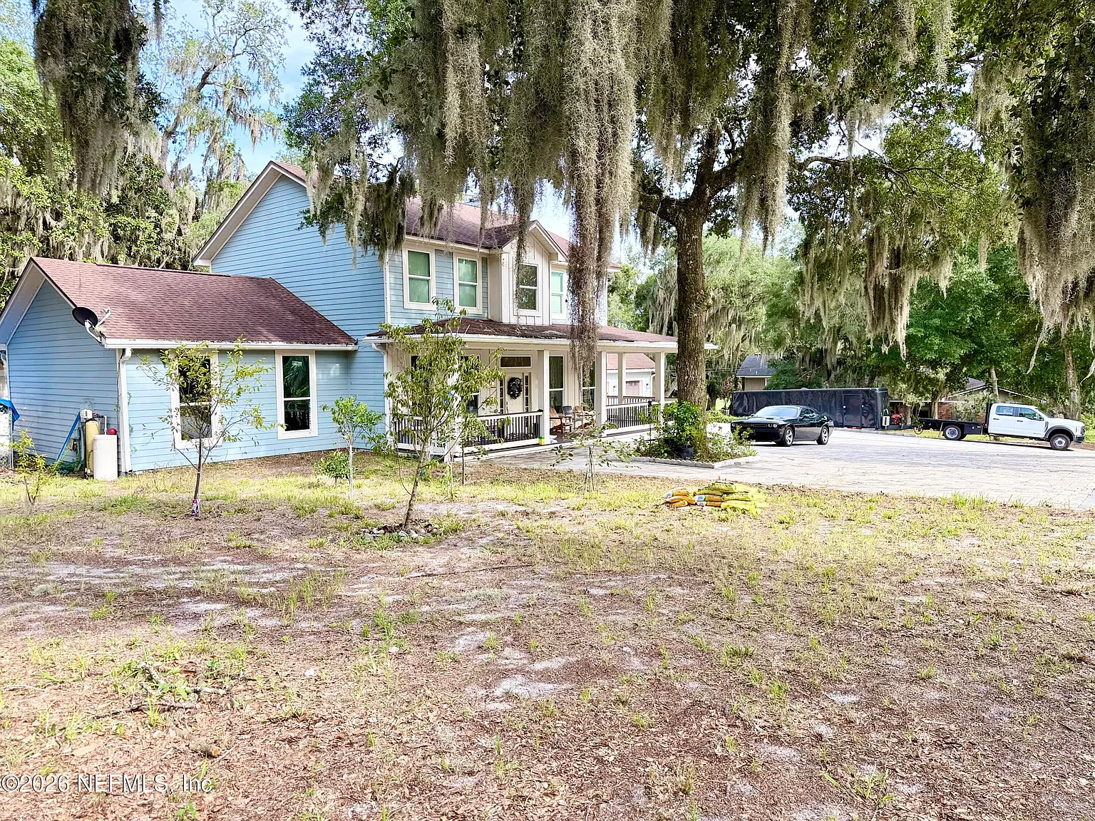 3 bed, 2.5 bath, 2484 sqft, $4,500 — Photo 2