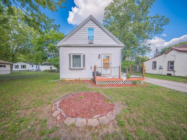 674 Campbell Ave, Ypsilanti, MI 48198