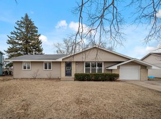 11901 Wren St NW, Coon Rapids, MN 55433