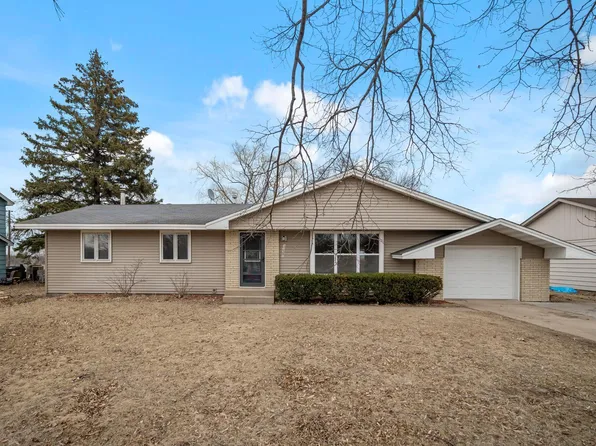 11901 Wren St NW, Coon Rapids, MN 55433