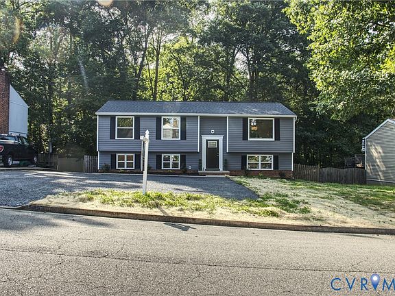 3rd image of 5004 Fairlake Ln