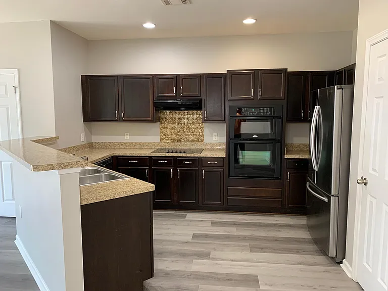 3314 Fernview Dr — Photo 4