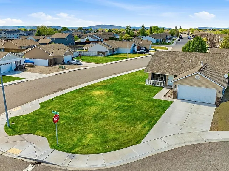 5512 Leon Ct — Photo 4