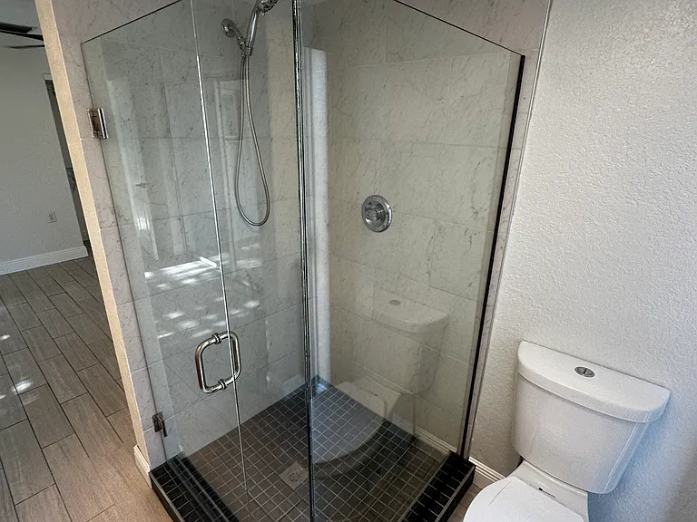 484 Penguin Dr — Photo 6