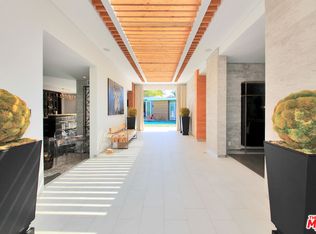 3054 Elvido Dr, Los Angeles, CA 90049