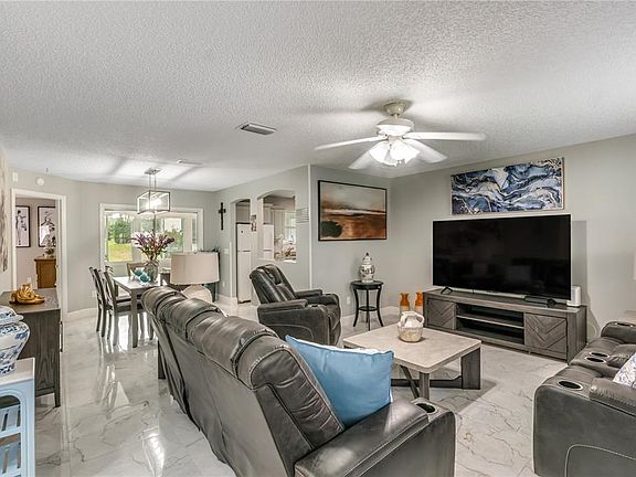 5th image of 17654 SE 93rd Butler Ct