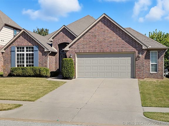 3rd image of 3703 S 13th Pl