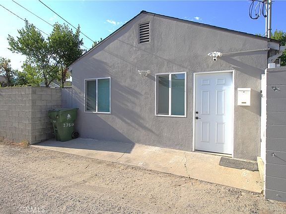 5th image of 17546 Martha St #17546