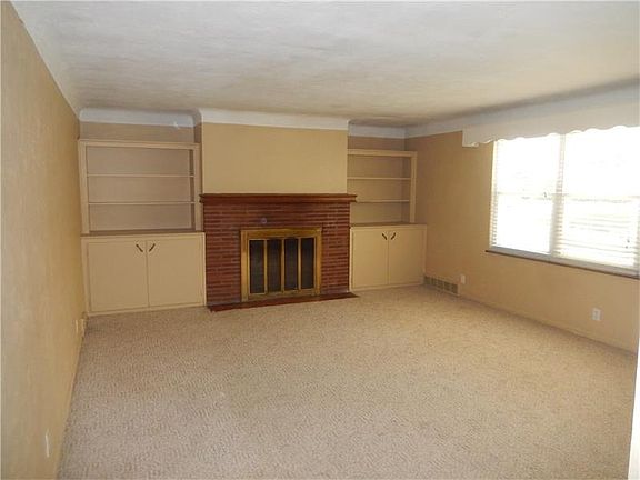 5th image of 114 Underwood Ave