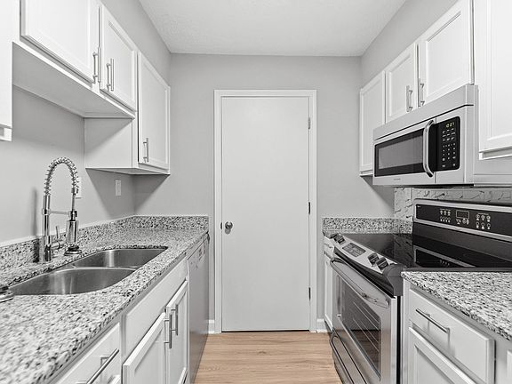 5th image of 416 Jane Rd #250d2578a