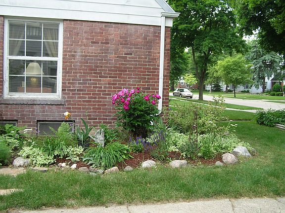 5th image of 13671 Vernon Ave