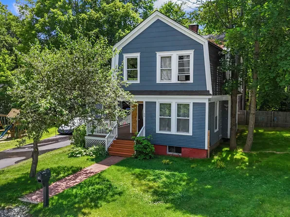 25 Wentworth Street, Plymouth, NH 03264