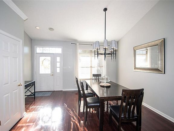 5th image of 10594 Aspen Dr