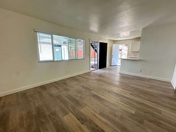 2nd image of 3963 Via Lucero APT 4