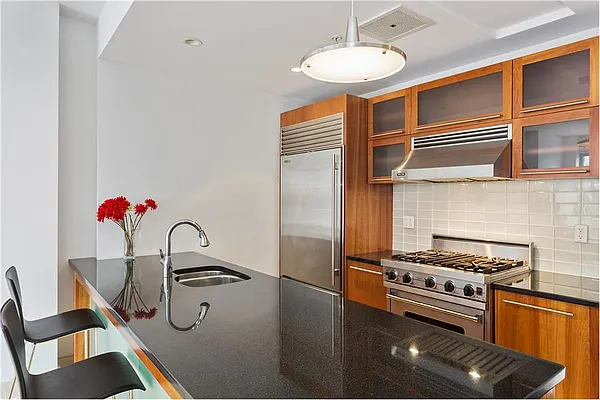 Rented by Keller Williams NYC | media 3