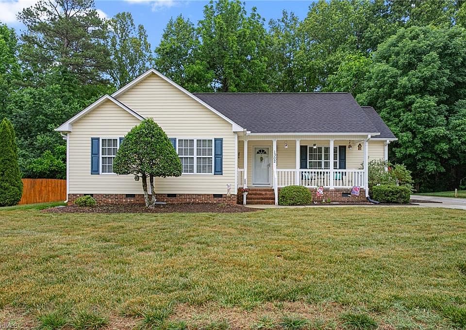 1st image of 1302 Durham Meadows Dr
