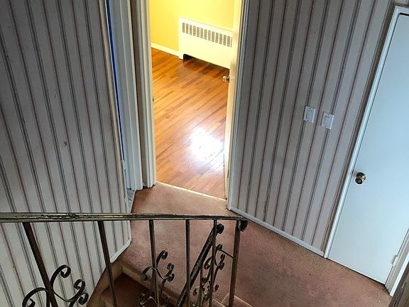 5th image of 6 Udell Way