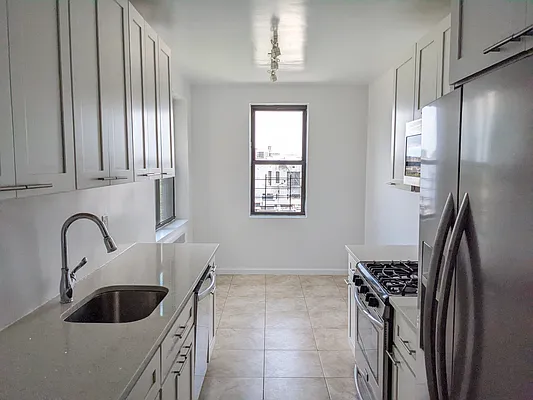 Rented by Marjorie Thompson, LREB | media 18