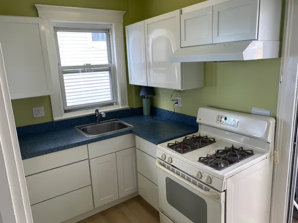 7A Lynn Shore Dr #7A, Lynn, MA 01902