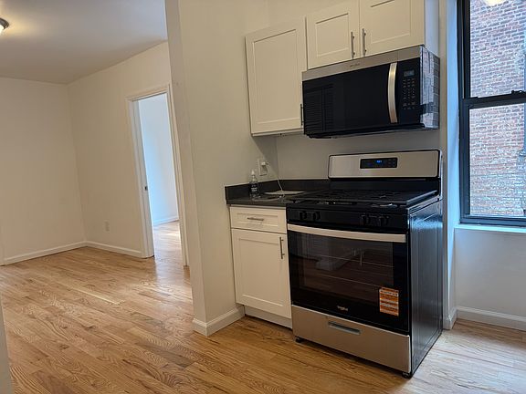 2nd image of 316 6th St APT 3F