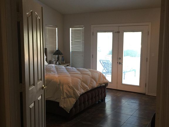 5th image of 1030 Pelican Lake Ln