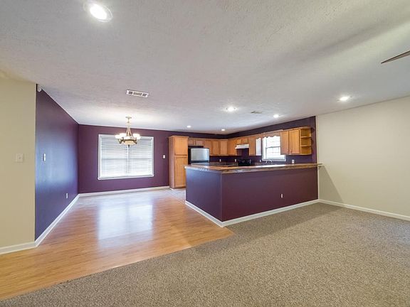 5th image of 117 Forest Dr