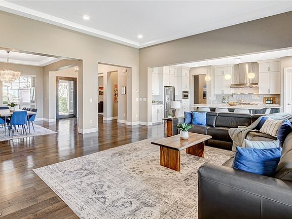 4th image of 3110 Greenscape Ln