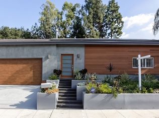 3730 Woodcliff Rd, Sherman Oaks, CA 91403