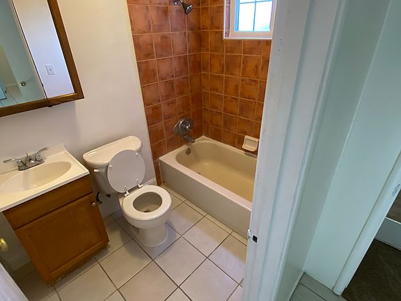5th image of 3192 Cadillac Dr #4