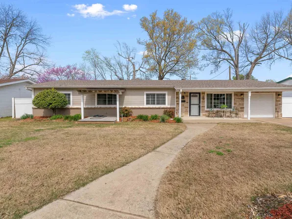 604 Vine St, Jacksonville, AR 72076